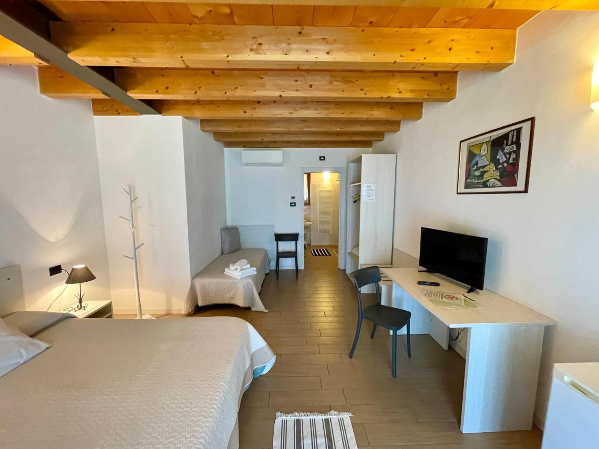 Al Vajo Dependance - Apartments-Zimmer Lazise Ngoại thất bức ảnh