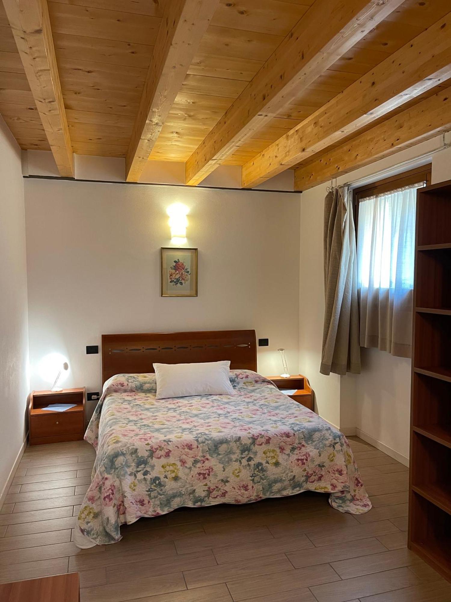 Al Vajo Dependance - Apartments-Zimmer Lazise Ngoại thất bức ảnh