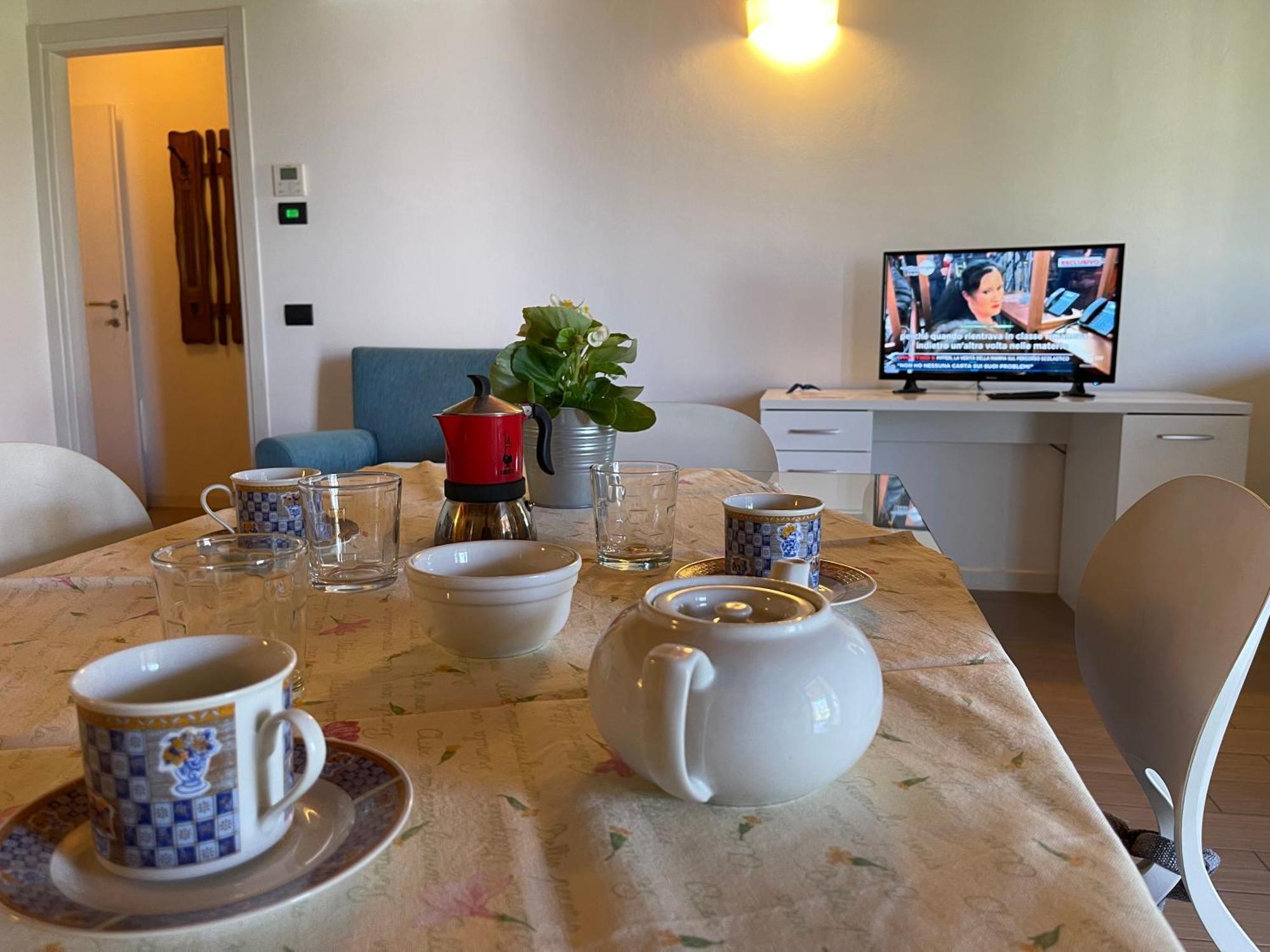 Al Vajo Dependance - Apartments-Zimmer Lazise Ngoại thất bức ảnh