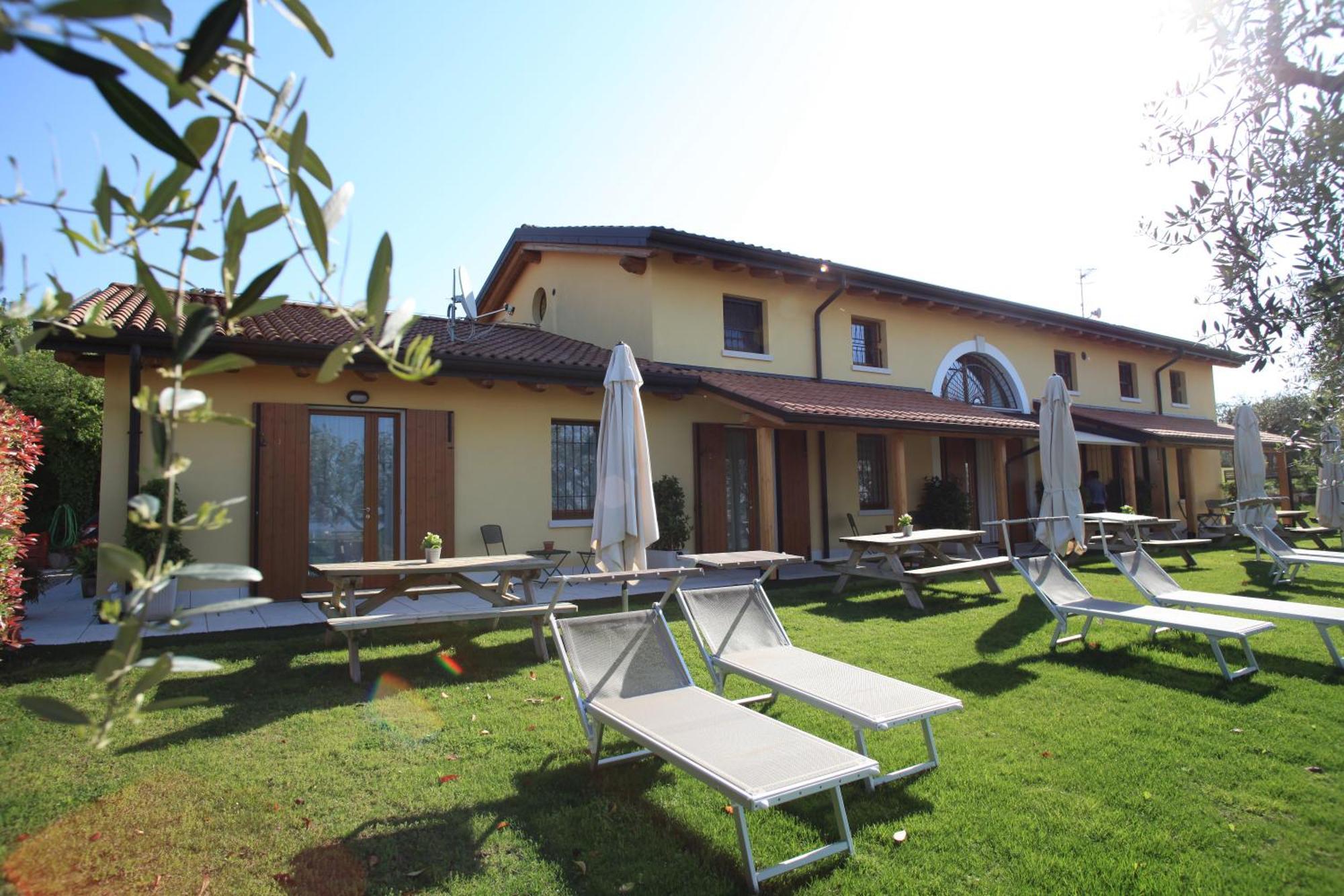 Al Vajo Dependance - Apartments-Zimmer Lazise Ngoại thất bức ảnh